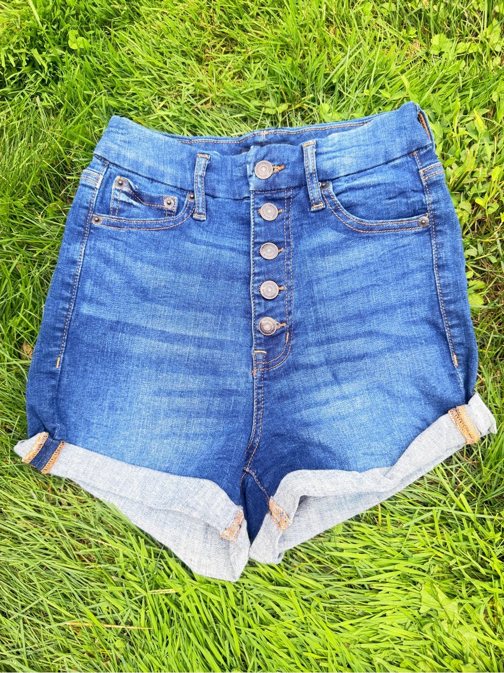 Aeropostale Women's Medium Blue Button-Front Denim Shorts